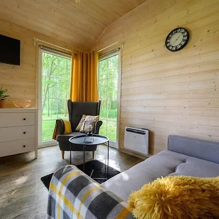Comfortable No 4b With A Fireplace * دارووفكو